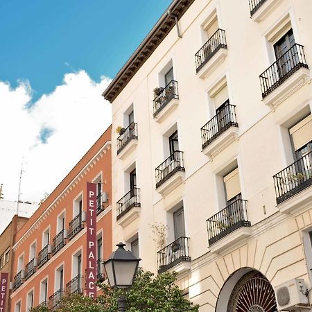 Hostal Guestped Madrid Exteriér fotografie